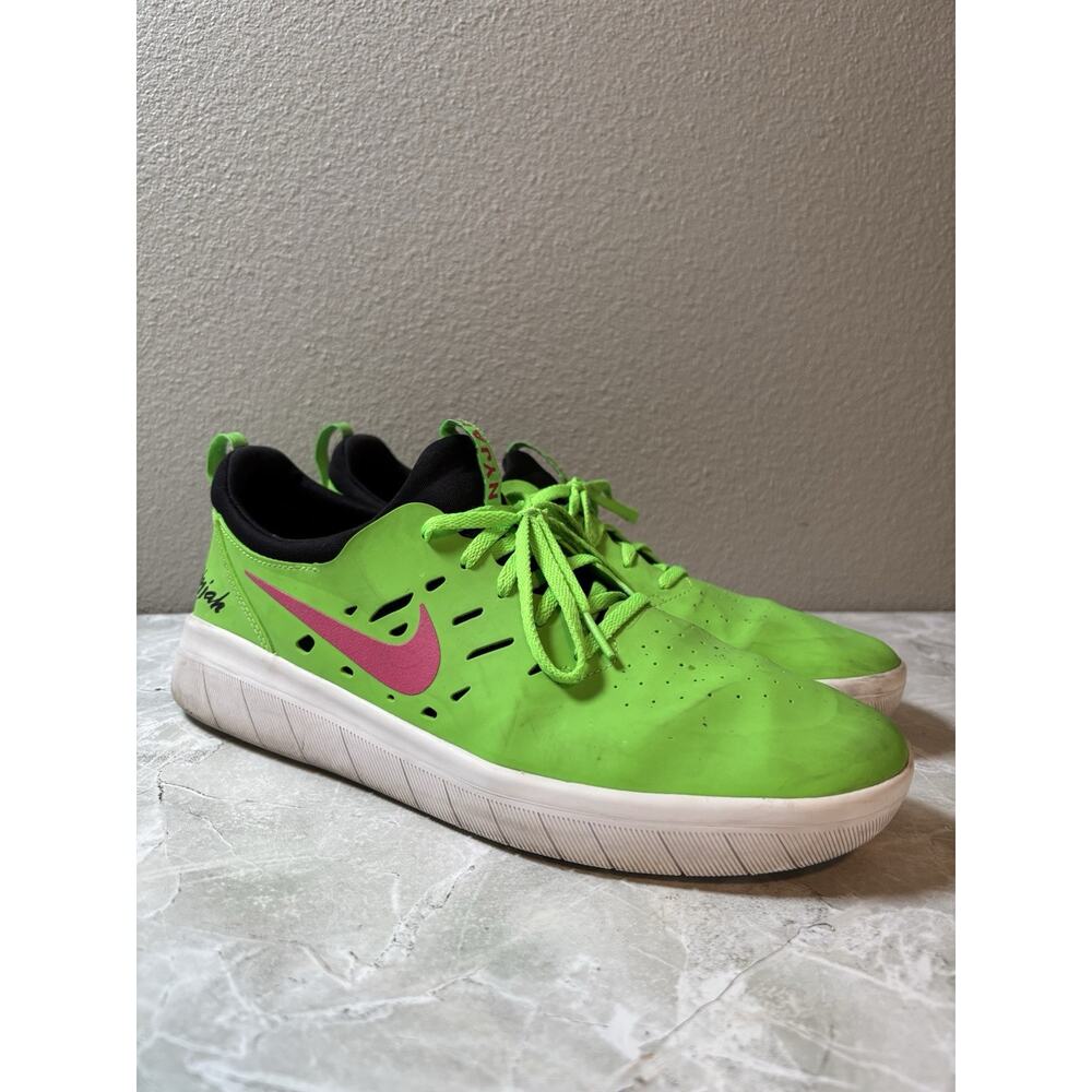 Nike Nyjah Free SB 'Watermelon' Men Size 10.5 (AA4272301) Green Pink Black